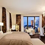 Hotel Relais & Chateaux Burg Schwarzenstein