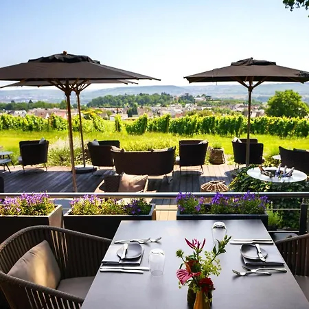 Relais&châteaux Burg Schwarzenstein