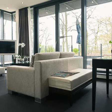 Relais&châteaux Burg Schwarzenstein Hotel 5*