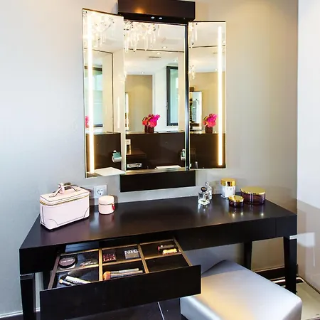 Relais&châteaux Burg Schwarzenstein Geisenheim