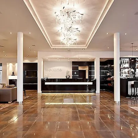 Relais&châteaux Burg Schwarzenstein Hotel 5*