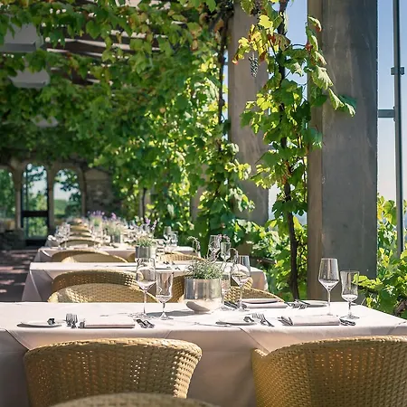 Relais&châteaux Burg Schwarzenstein