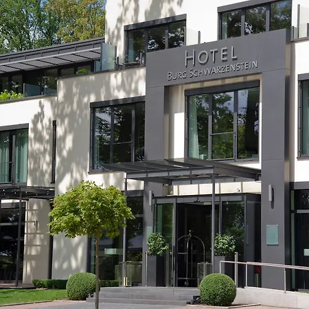 Relais & Chateaux Burg Schwarzenstein