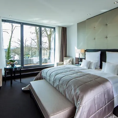 Hotel Relais&châteaux Burg Schwarzenstein Geisenheim