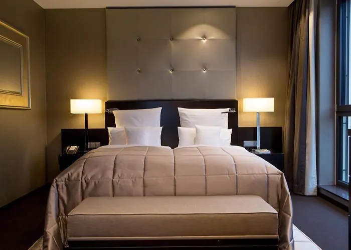 Relais & Chateaux Burg Schwarzenstein Hotel 5*