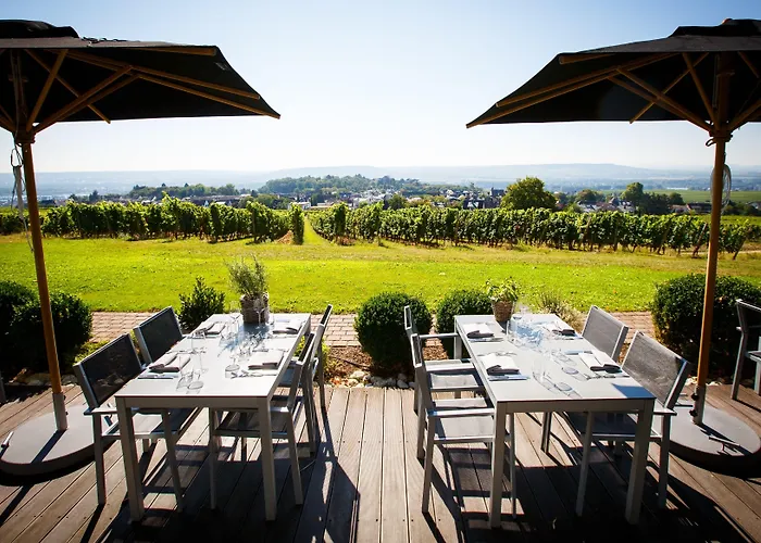 Relais & Chateaux Burg Schwarzenstein Hotel 5*