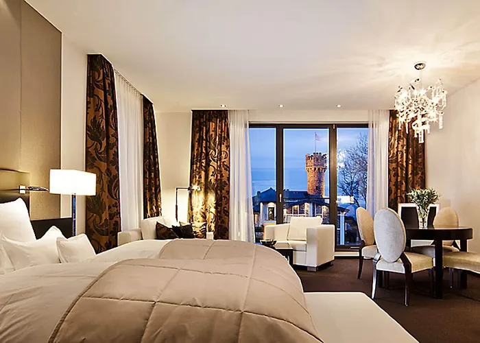 Relais & Chateaux Burg Schwarzenstein Hotel