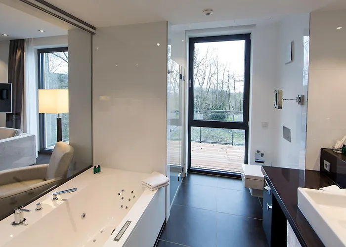 Relais & Chateaux Burg Schwarzenstein Geisenheim