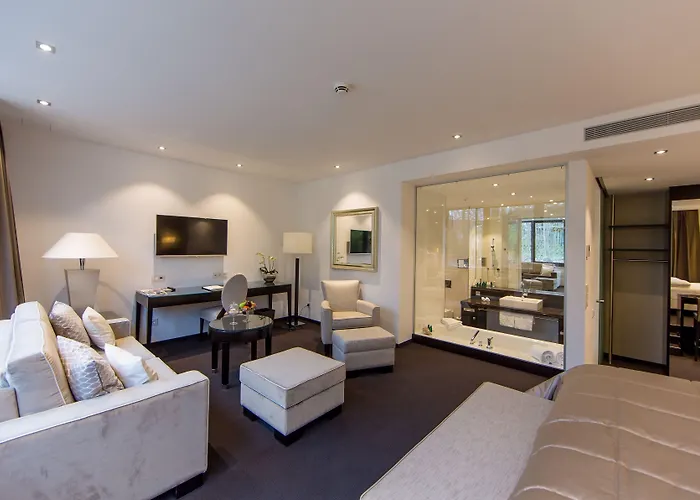 Relais & Chateaux Burg Schwarzenstein