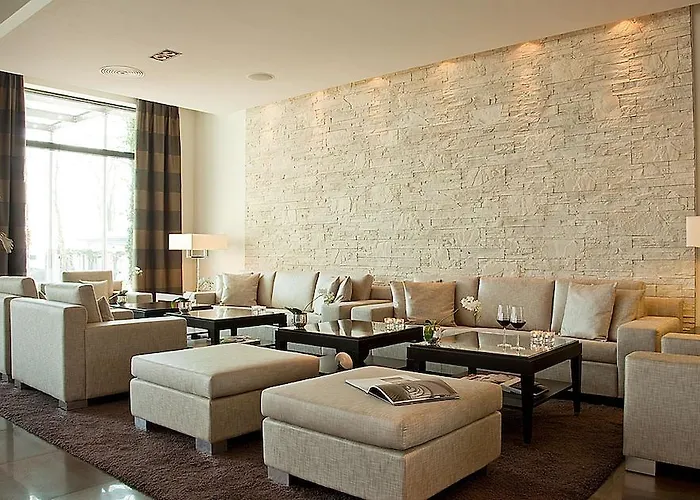 伯格茨瓦尔曾斯坦瑞雷斯城堡酒店 5*