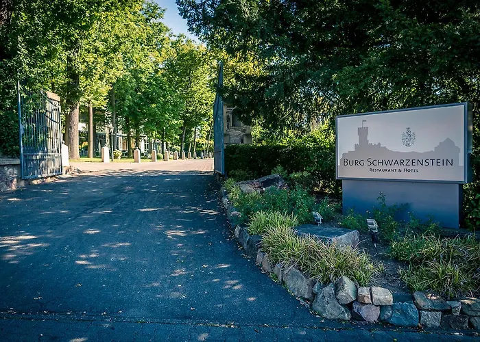 Relais & Chateaux Burg Schwarzenstein Hotel Geisenheim