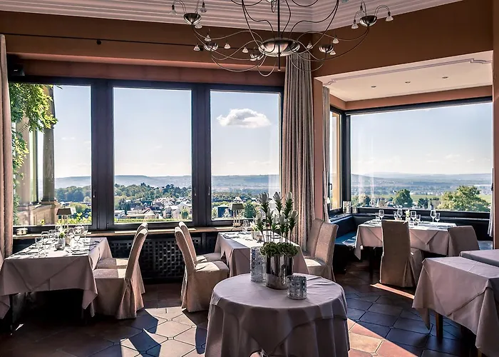 Relais & Chateaux Burg Schwarzenstein Hotel