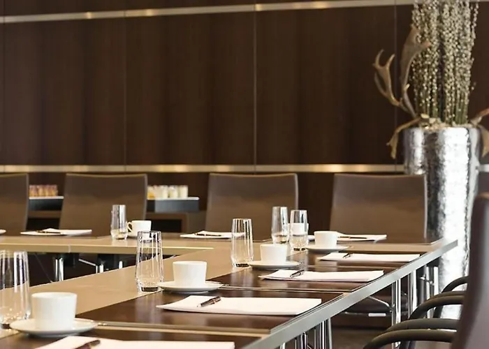 Relais & Chateaux Burg Schwarzenstein Hotel 5*